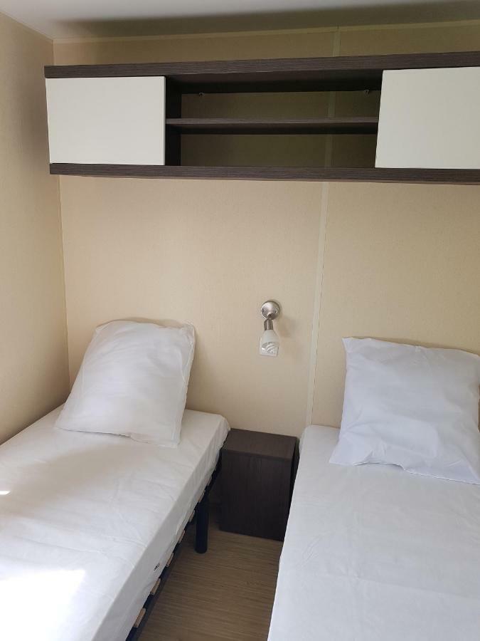 Camping Le Mouliat Hotel Moncrabeau Luaran gambar